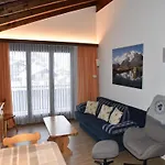 Topas 24 By Interhome 公寓 萨斯费